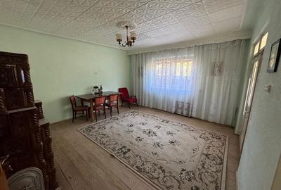 Casă cu 4 camere în Plopu - 2