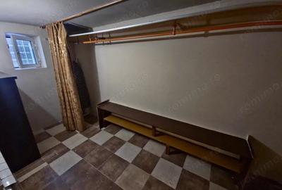 Casa individuala Km 5 curte cu foi?or, acces privat, termen lung - 15