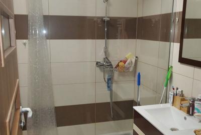 Apartament cu 2 camere semidecomandat în Prelungirea Ghencea - 1