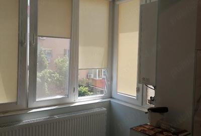 Apartament cu 3 camere decomandat în Central - 1