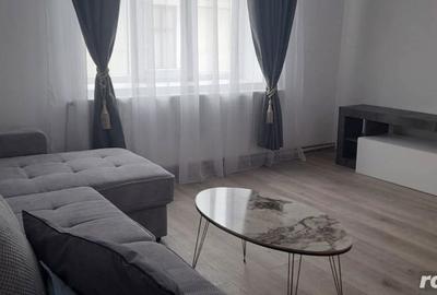 Apartament cu 2 camere decomandat în Central - 1