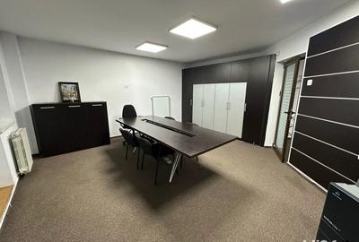 Spa?iu birouri 3 camere, 100mp, renovat, mobilat,ultracentral Na?iunile Unite Cladire Gemenii Center Spa?iu birouri 3 camere, 100mp, renovat, mobilat,ultracentral Na?iunile Unite Cladire Gemenii Center - 2