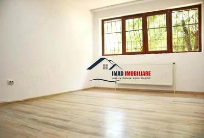 Apartament luminos si calduros de vanzare Aleea Trandafirilor, langa MALL! - 1