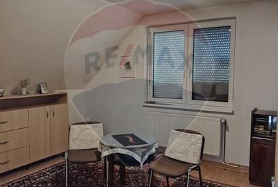 Casă / Vilă cu 8 camere de vânzare în zona Central - 26