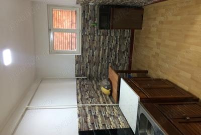 Apartament cu 2 camere decomandat în Micro 4 - 9