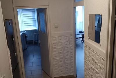 Garsonieră decomandată în Central