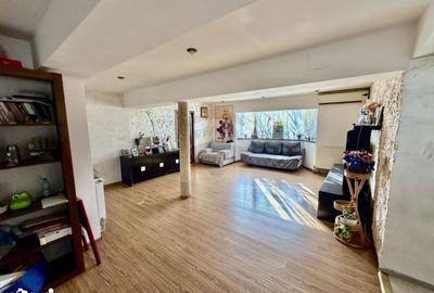 Casă cu 4 camere cu Teren 1076 Mp în Central - 3