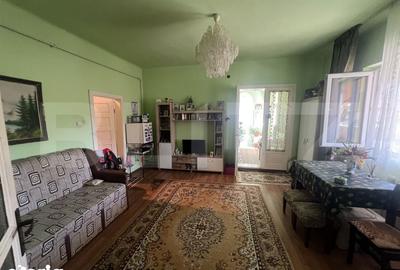 Casă cu 4 camere cu Teren 980 Mp în Central - 2