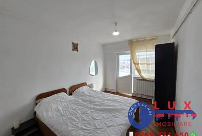 Apartament cu 4 camere decomandat în Piața Nouă - 14