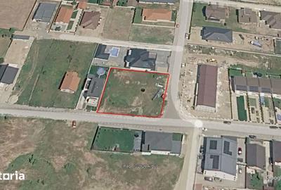 Teren de 1500 mp, în Central - 9