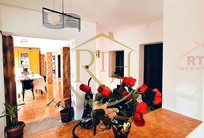 Casă cu 5 camere cu Teren 1500 Mp în Beregsău Mare - 3