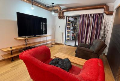Apartament cu 3 camere, mobilat în Barbu Văcărescu