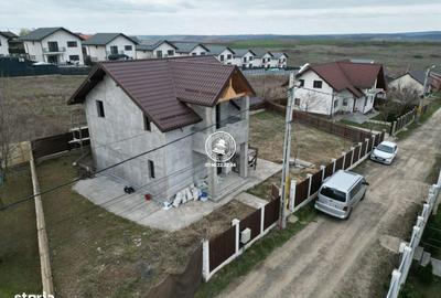 Casă cu 4 camere în Breazu - 9
