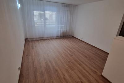 Apartament cu 2 camere semidecomandat în Sala Palatului - 1