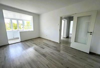 Apartament cu 3 camere semidecomandat în Central - 2