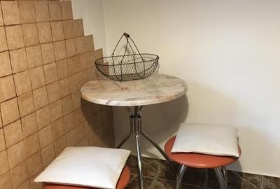 Garsoniera confort 1, cocheta, la 4 minute de metrou 1 Decembrie Garsoniera confort 1, cocheta, la 4 minute de metrou 1 Decembrie - 10