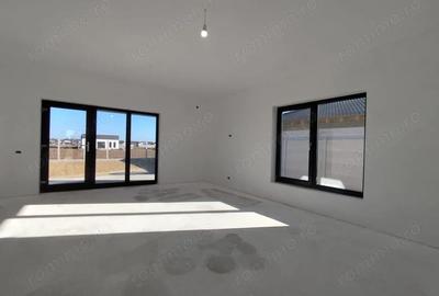 Casă cu 4 camere cu Teren 553 Mp în Sântandrei - 13