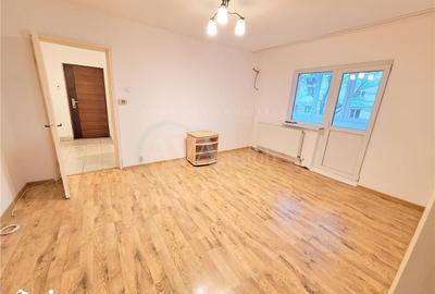 Apartament cu 2 camere semidecomandat în Cornișa