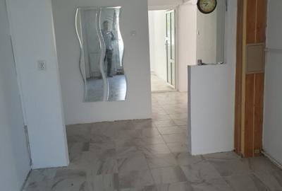 Inchiriez apartament 3 camere Brailei - 1
