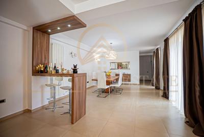 Stațiunea Mamaia Nord / Langa mare - Vânzare casa deosebita P+1E - 13