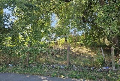 Teren de 6478 mp, în Central - 1