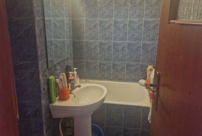 Apartament cu 3 camere semidecomandat în Central - 3