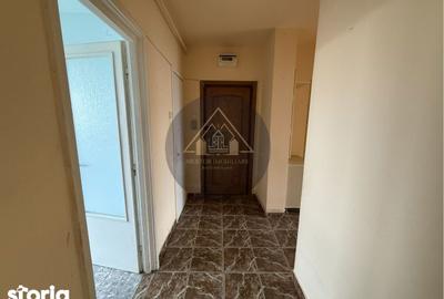 Apartament cu 4 camere decomandat în Central - 3