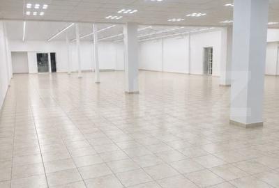 Spațiu comercial, de 800 mp, în Centura - 4