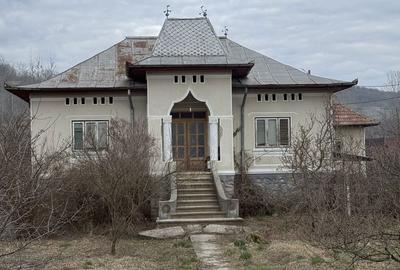 Casă cu 4 camere în Corșoru - 8