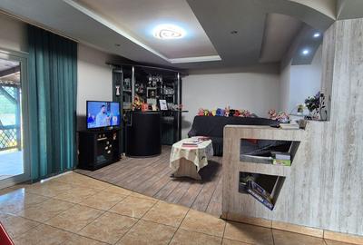 Casă cu 5 camere cu Teren 814 Mp în Sânnicolau Mic - 2