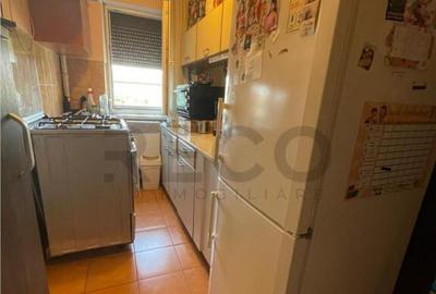 RECO Apartament de 3 camere la pret de 2 camere zona Rogeri - 9