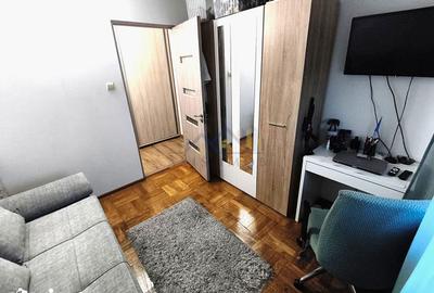 Apartament cu 3 camere semidecomandat în Micro 3 - 10