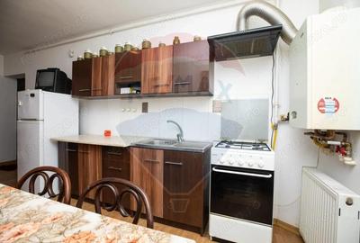 Garsonieră decomandată în Pârneava