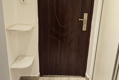 Inchiriez garsoniera mobilata șiutilata,situata pe str.Siretului, - 10