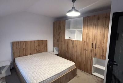 Apartament cu 2 camere decomandat în Micro 5 - 1