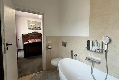 Casă cu 6 camere cu Canalizare în Faleza Nord - 9