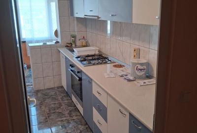 Apartament cu 3 camere decomandat în Obor - 3