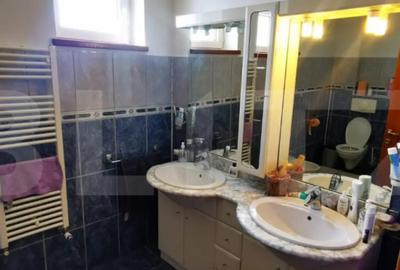 Casă cu 5 camere cu Teren 1000 Mp în Central - 3
