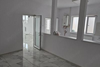 Spațiu comercial, de 86 mp, în Central - 6