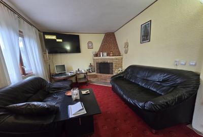 Casa spa?ioasa cu livada ?i vedere spre padure Fil - 25