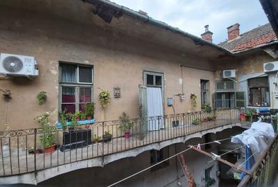 Apartament cu 3 camere semidecomandat în Central - 8