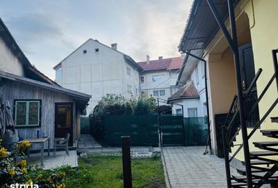 Casă cu 6 camere cu Teren 270 Mp în Central - 6