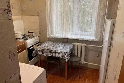 Garsonieră decomandată în Ferentari