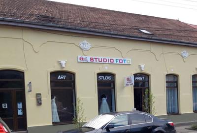 Spațiu comercial, de 256 mp, în Central - 2