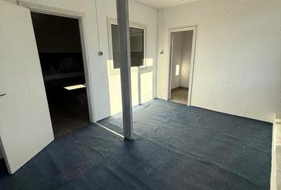 Spațiu comercial, de 580 mp, în Central - 3