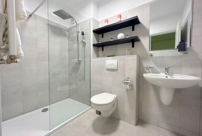 De vanzare penthouse cu 3 camere, 2 bai - zona de Nord - Comision 0% - 12