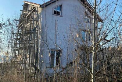 Casă cu 4 camere cu Teren 348 Mp în Tărtășești - 13