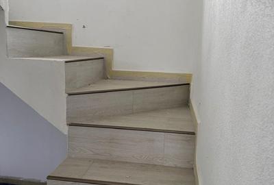 Casă cu 5 camere cu Teren 200 Mp în Dărmănești - 13