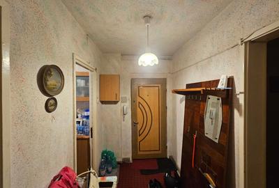 Apartament cu 3 camere decomandat, mobilat în Titan - 14