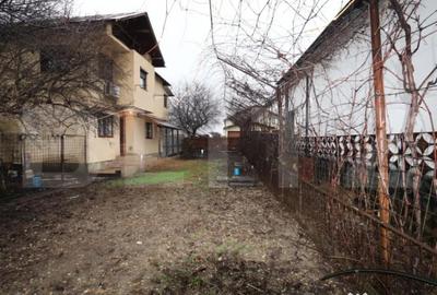 Casă cu 3 camere cu Teren 1783 Mp în Central - 6